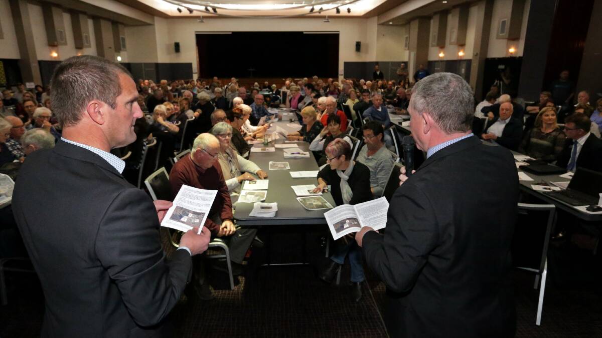 More than 200 people pack Cessnock Leagues Club on Sunday to voice opposition to an expansion of the jail. Pictures: Simone De Peak