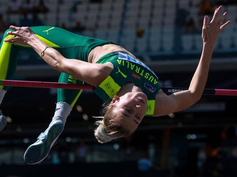 Eleanor Patterson is on track to defend her high jump gold medal in the world championships. (EPA PHOTO)