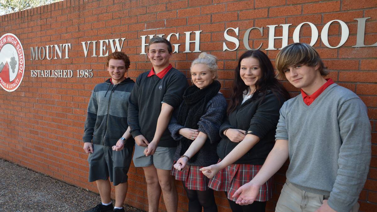 GIVING: Mount View High School leaders Murray Thompson, Jordan O’Brien, Kelsey Harvey, Imogen Tregenza and Brendon Gamble will give blood for the 400 For Ivy campaign in August.
