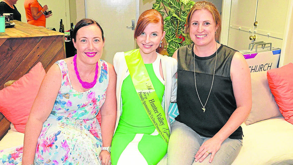 SUPPORT: Miss Teen Hunter Valley Galaxy Ruby Adamson (centre), who donated items for the auction, pictured with Cessnock Sisterhood members Rachel Main and Kate Field.