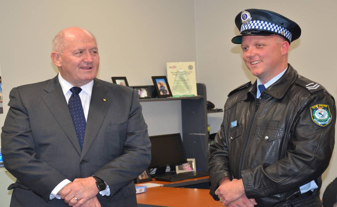 Governor-General Sir Peter Cosgrove with Cessnock PCYC youth case manager, Senior Constable Matthew Ellis.