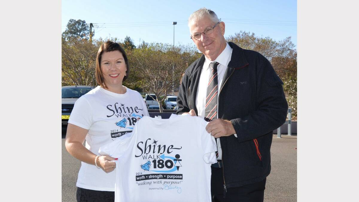 SUPPORT: Barbara Cowley presents Cessnock Mayor Bob Pynsent with his shirt for this Sunday’s ShineWalk180.