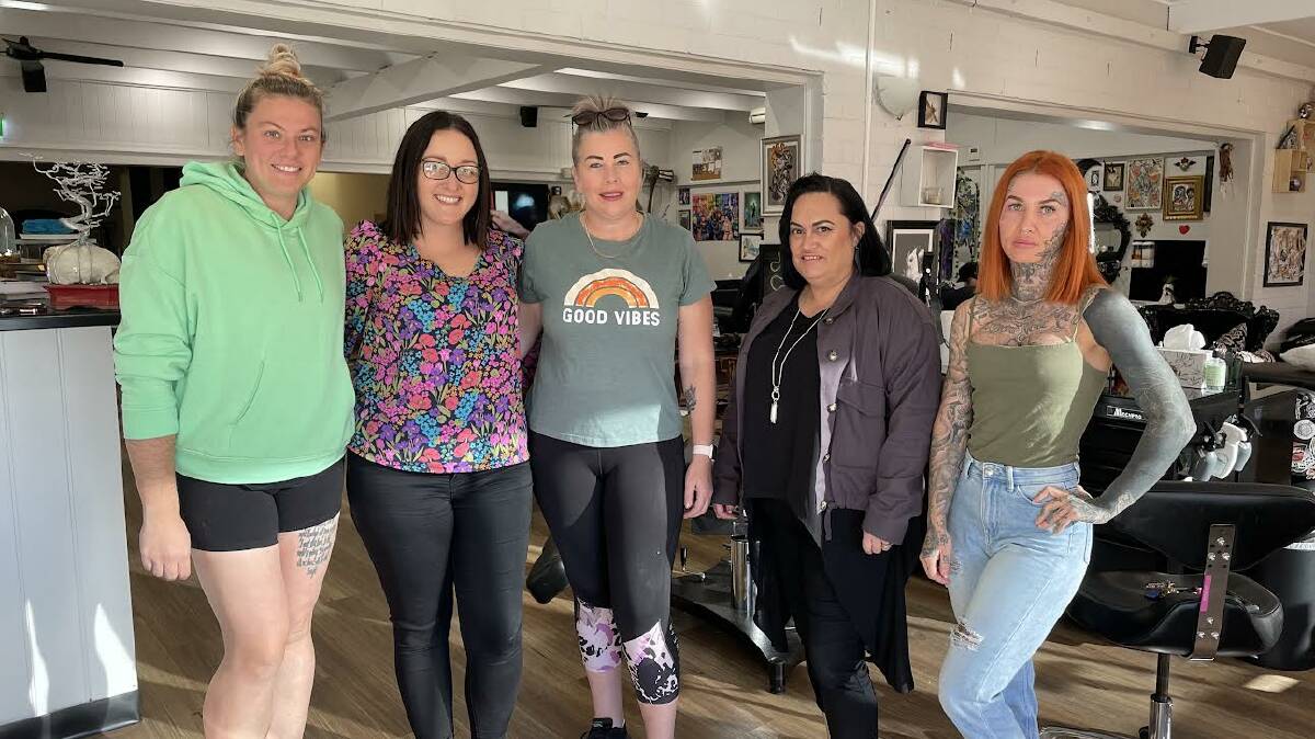 COMMUNITY: Courtney Stride, Hannah Dalton, Kylie Bailey, Shelley Lal and Rachel Morningstar are all coming together for Domestic Violence Remembrance Day. Picture by Laura Rumbel 