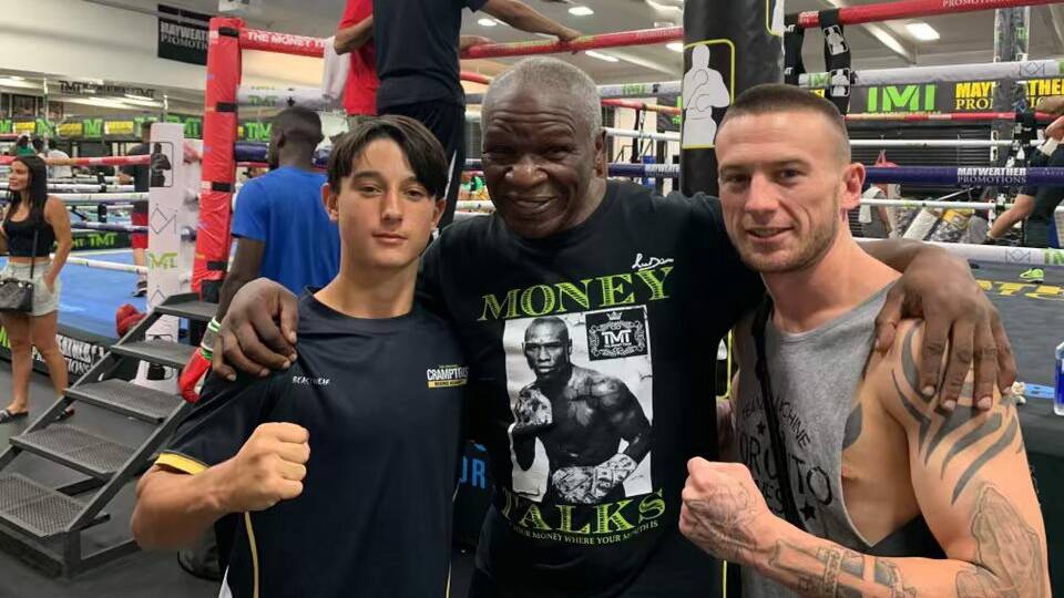 Zack Fitzpatrick and Black Minton with Floyd Mayweather snr