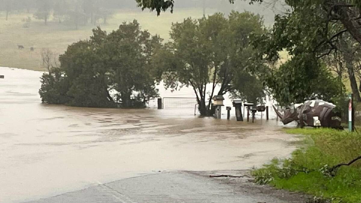 Flooding around Wollombi, July 4, 2022. Pictures: Cathie Books