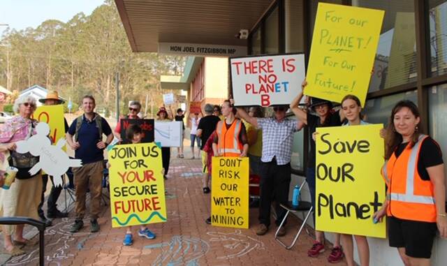 Climate Change Solidarity Sit-Down in Cessnock, 29/11/19