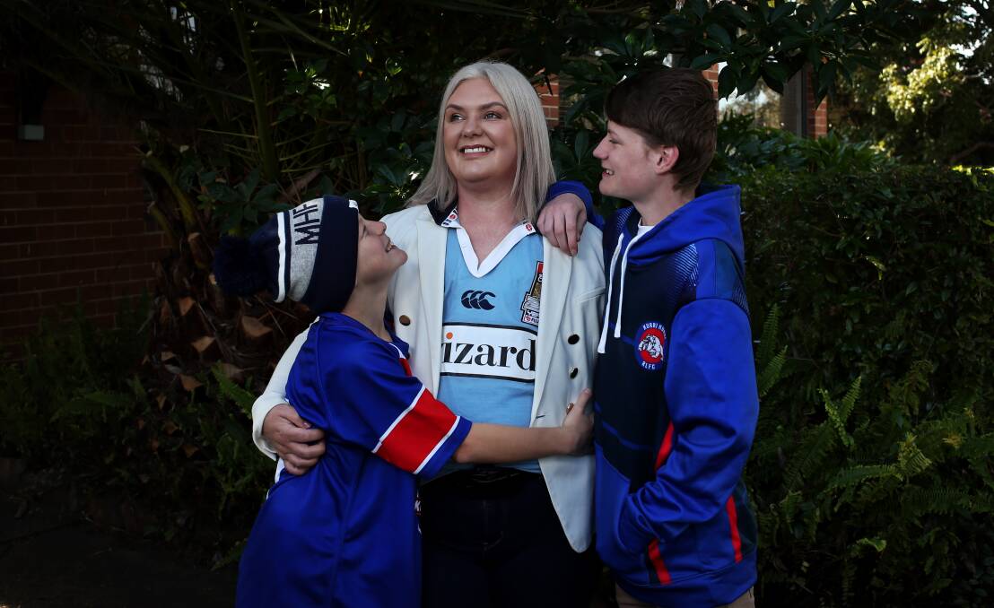 MUM ON A MISSION: Amanda Barrass, pictured with her sons Evan, 12 and Rhys, 13. Picture: Simone De Peak