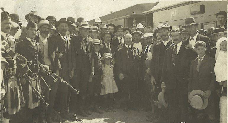 LEGION OF FANS: A large crowd gathered to farewell Harry Lauder after his visit to Kurri Kurri in April 1914. Pictures: Cessnock City Library Local Studies Collection
