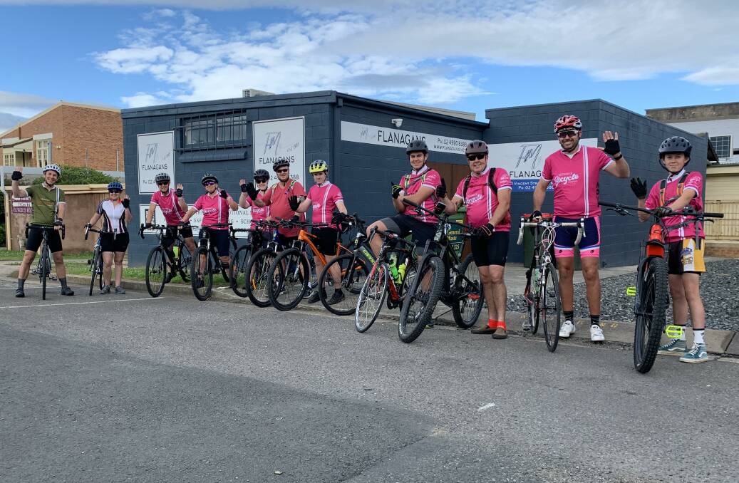 GOOD CAUSE: Cyclists who took part in the Pink Jersey Ride for the National Breast Cancer Foundation.
