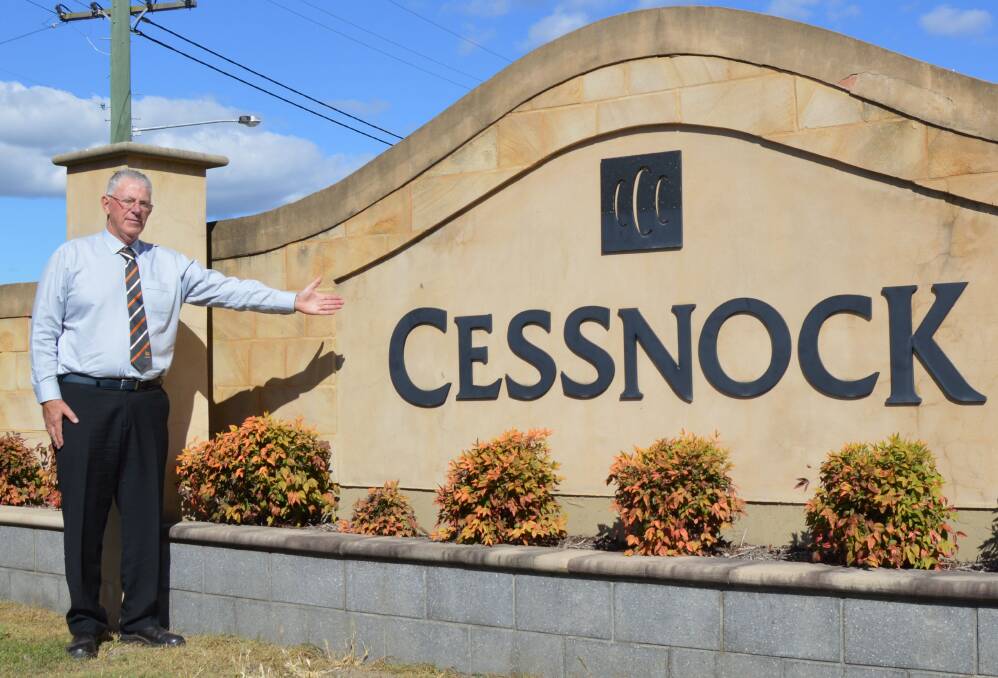 WELCOME: Cessnock mayor Bob Pynsent says Cessnock is the perfect location for people choosing to make the move out of Sydney.