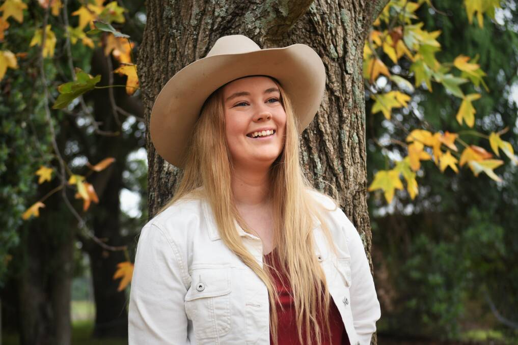 COUNTRY GIRL: Cessnock singer-songwriter Trinity Woodhouse teamed up with Troy Kemp to write her second single, the catchy Bouquet.