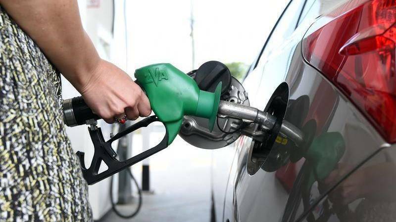 Petrol prices likely to remain high until Christmas