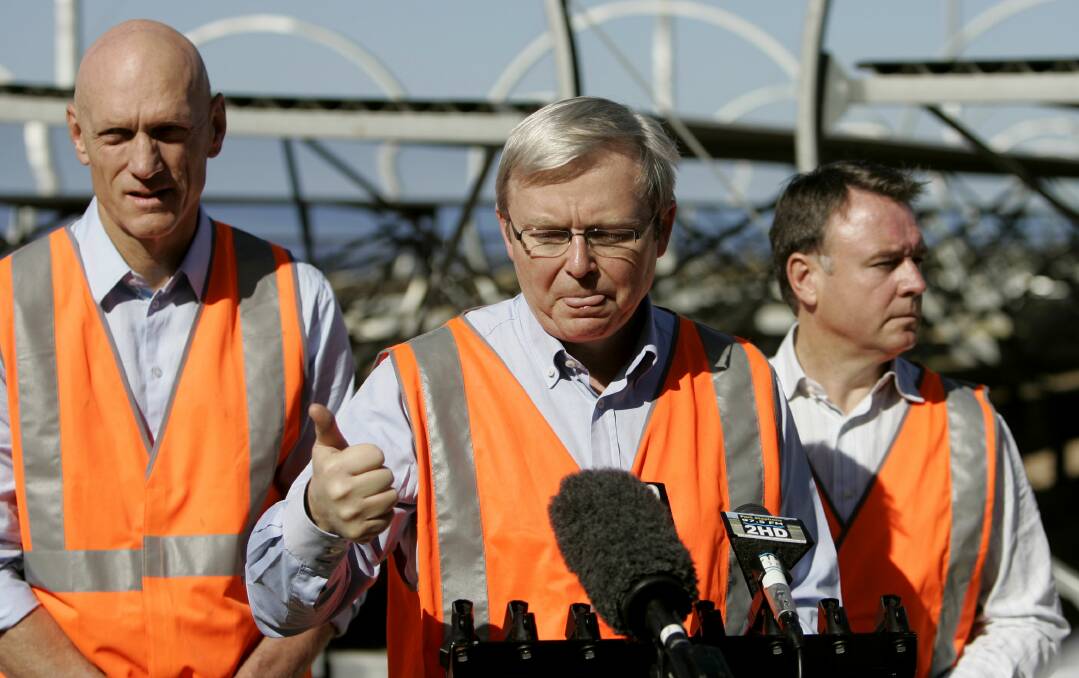 UNPLUGGED: Joel Fitzgibbon, right, with then Environment Minister Peter Garrett and Prime Minister Kevin Rudd launching a national renewable energy campaign at Liddell power station in 2009.