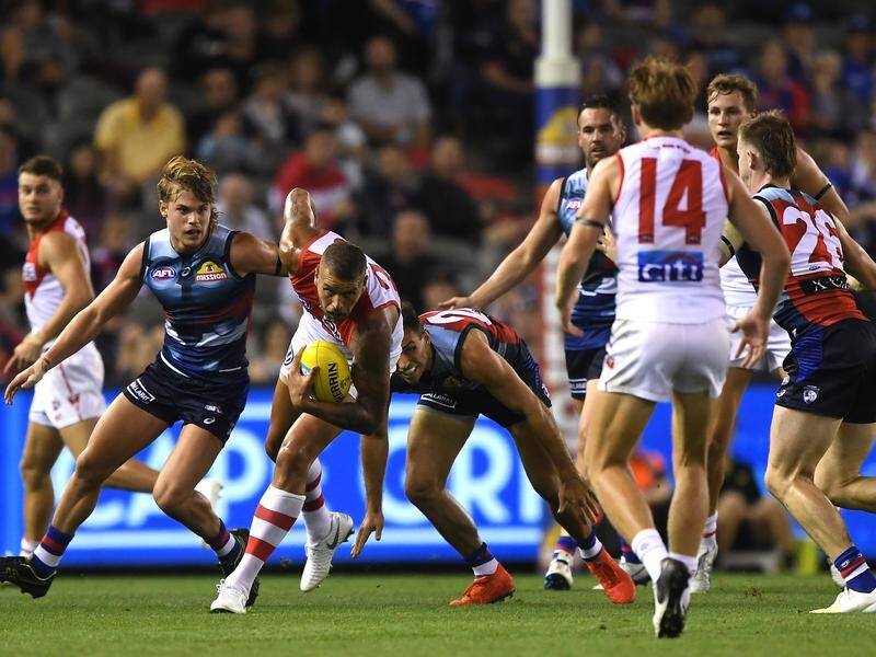 Lance Franklin was kept to just one goal in Sydney's AFL loss to the Western Bulldogs.