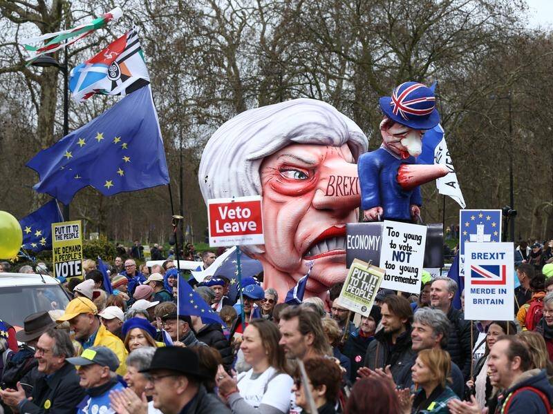 Thousands of anti-Brexit campaigners have marched in central London demanding a new referendum.