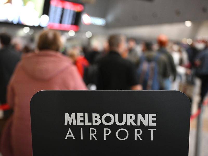 A war of words has broken out between the Victorian government and Melbourne Airport operators. (James Ross/AAP PHOTOS)