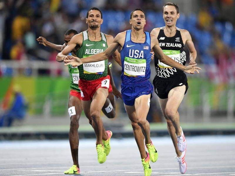 Taoufik Makhloufi (L), silver medalist in the 2016 Olympics men's 1500m, has pulled out of Tokyo.