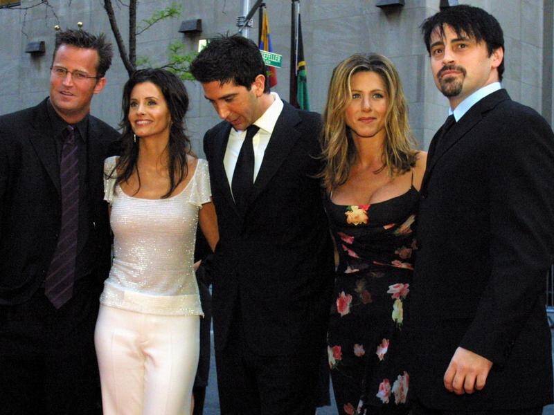 The cast of hit sitcom Friends will reunite for a one-off special on HBO.
