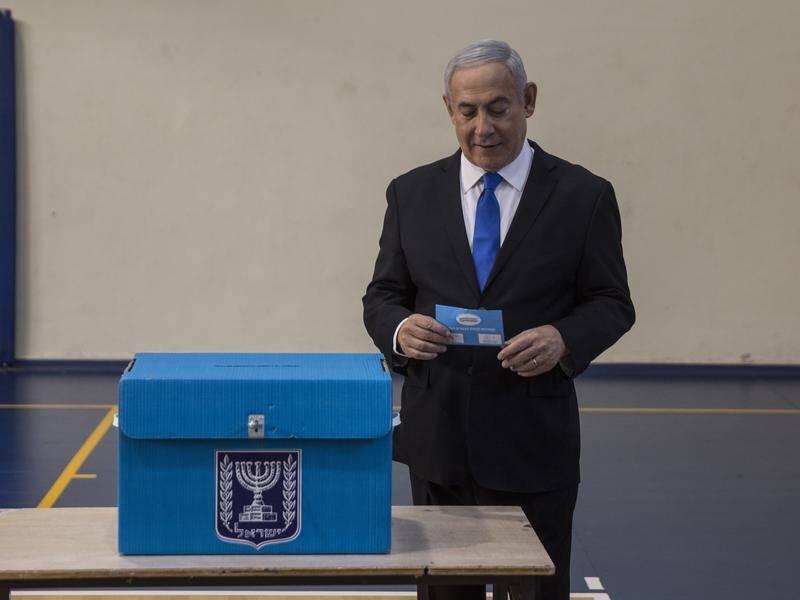 Israeli PM Benjamin Netanyahu will have to look for support with another close election result.