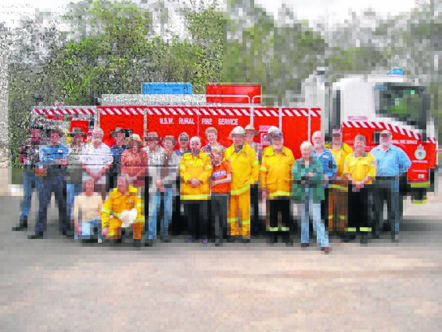 AWARENESS: Wollombi Valley community members who particiapated in a bushfire safety workshop and some of the volunteers who helped run the workshops. 